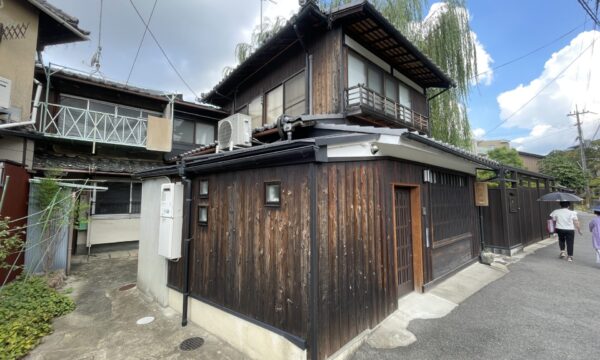 岡崎円勝寺町京町家３棟（白川筋沿）