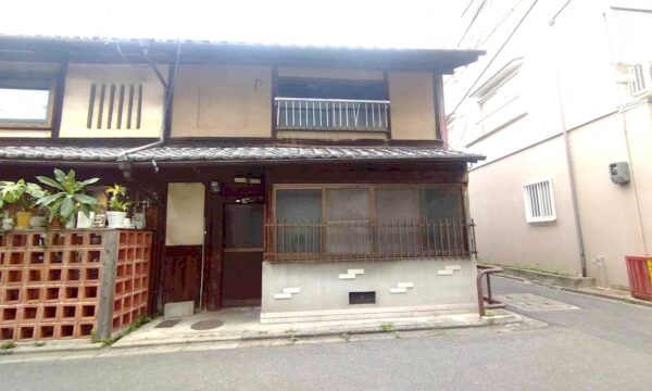 西ノ京南聖町　中古テラスハウス