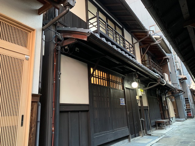祇園町南側京町家