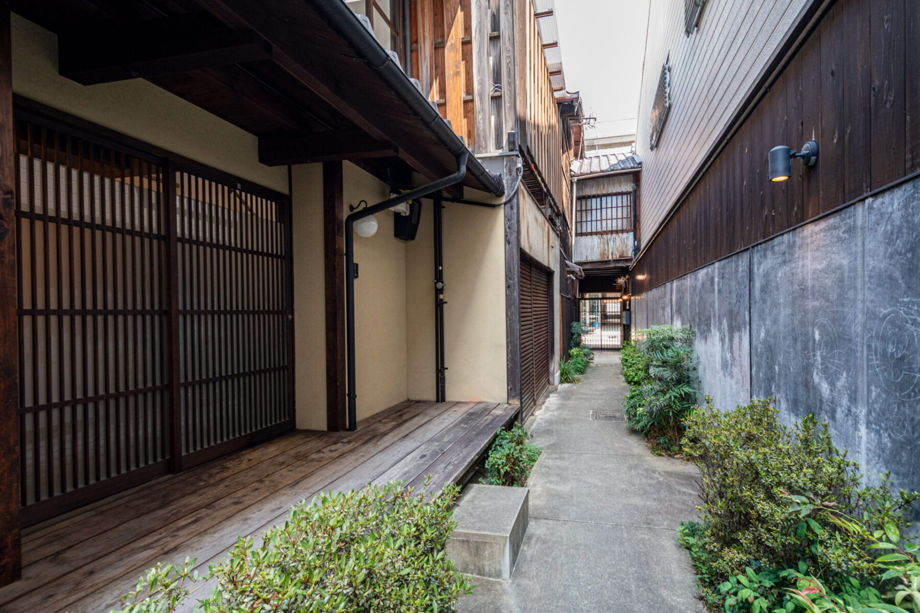 さらしや町の長屋